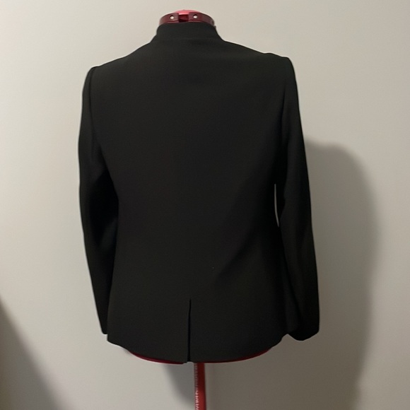 Women’s flat front black blazer - Picture 4 of 7
